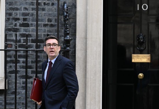 预算日临近 英国首相伯纳姆“事在人为”执政理念迎来考验